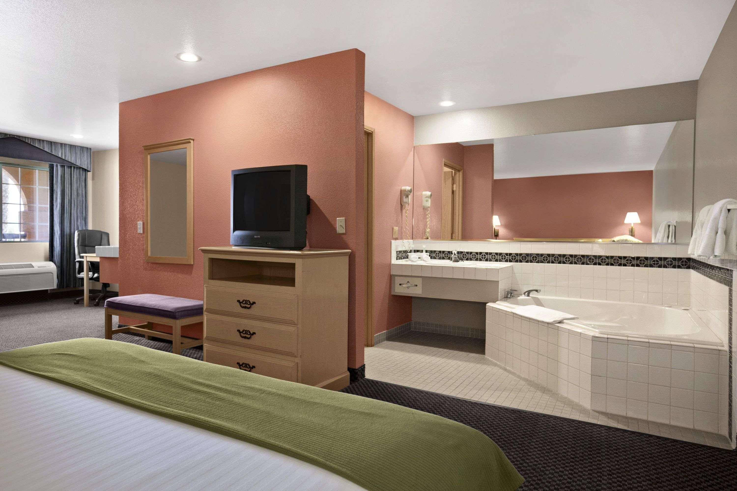 Surestay Hotel By Best Western Ukiah Exteriér fotografie